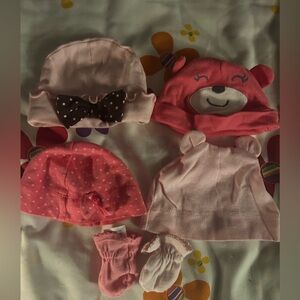 Baby girl bundle 4 caps and 1 pair of mittens